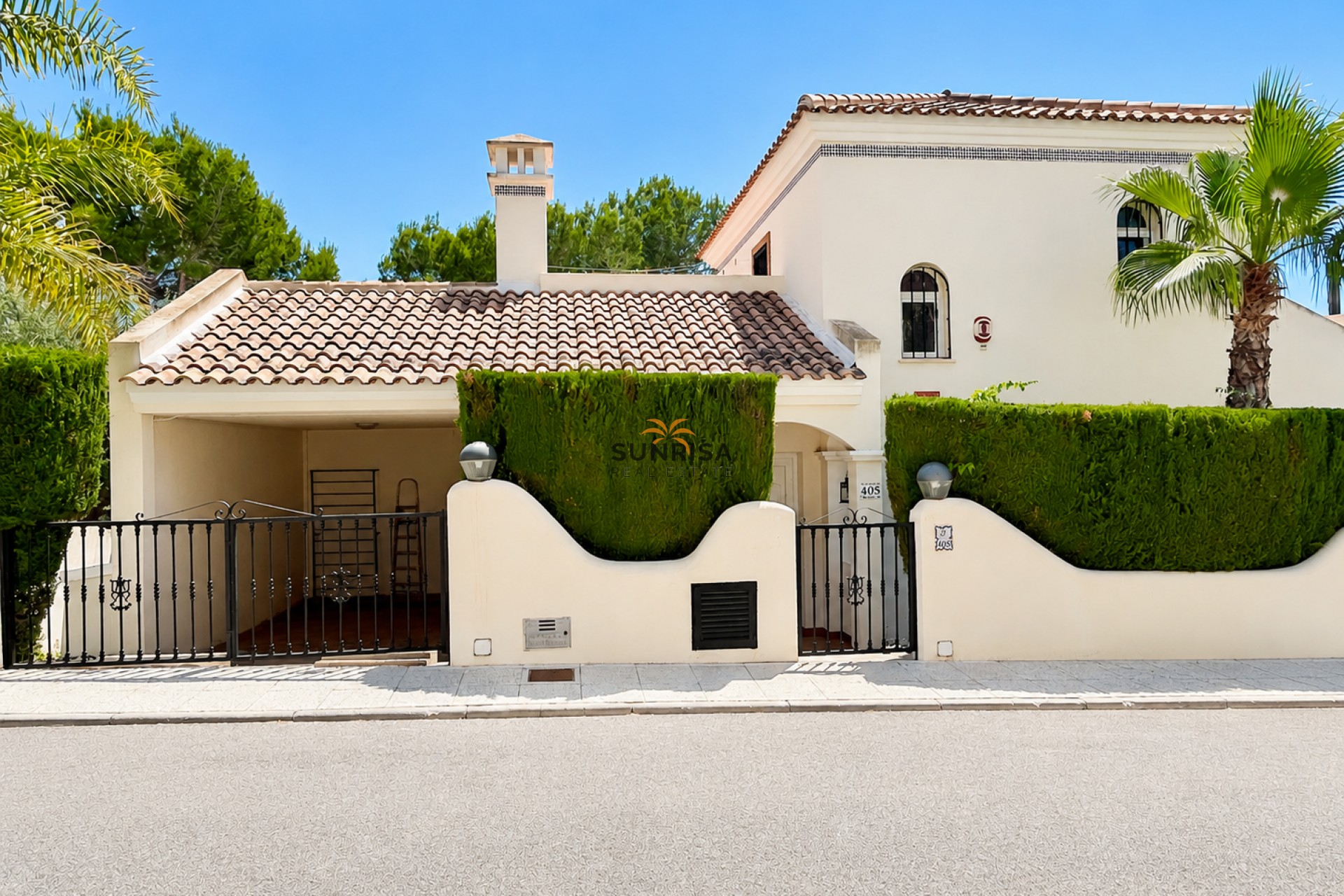 Resale - Villa - Orihuela Costa