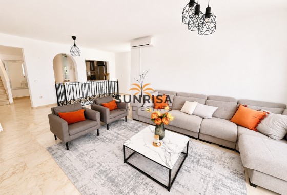 Villa · Reventa - Orihuela Costa · Las Ramblas · Alicante · España