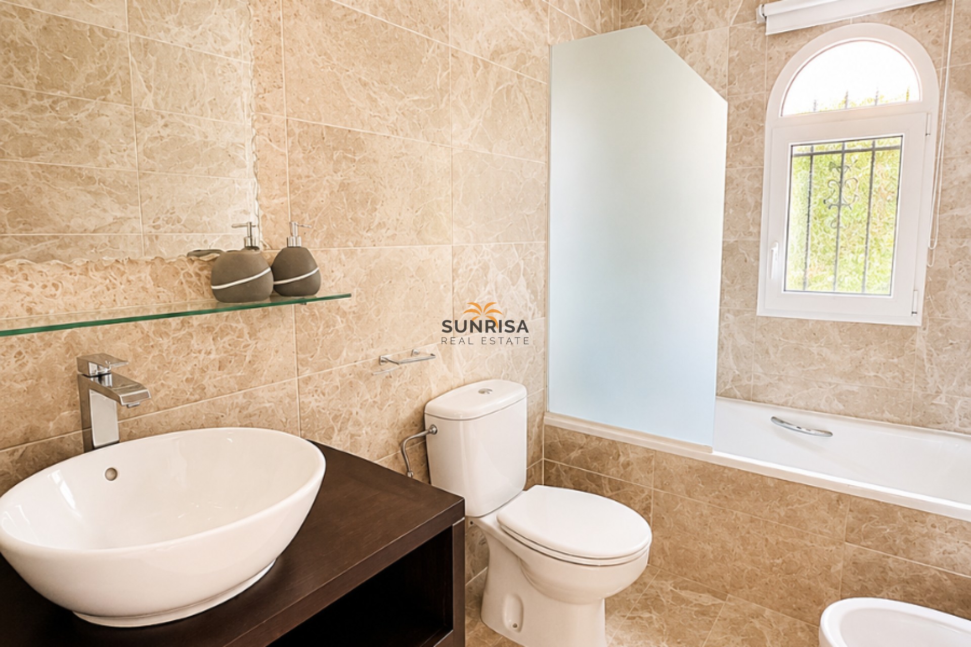 Resale - Villa - Orihuela Costa