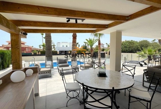 Villa · Herverkoop - Alfaz del Pi · Alicante · Spanje