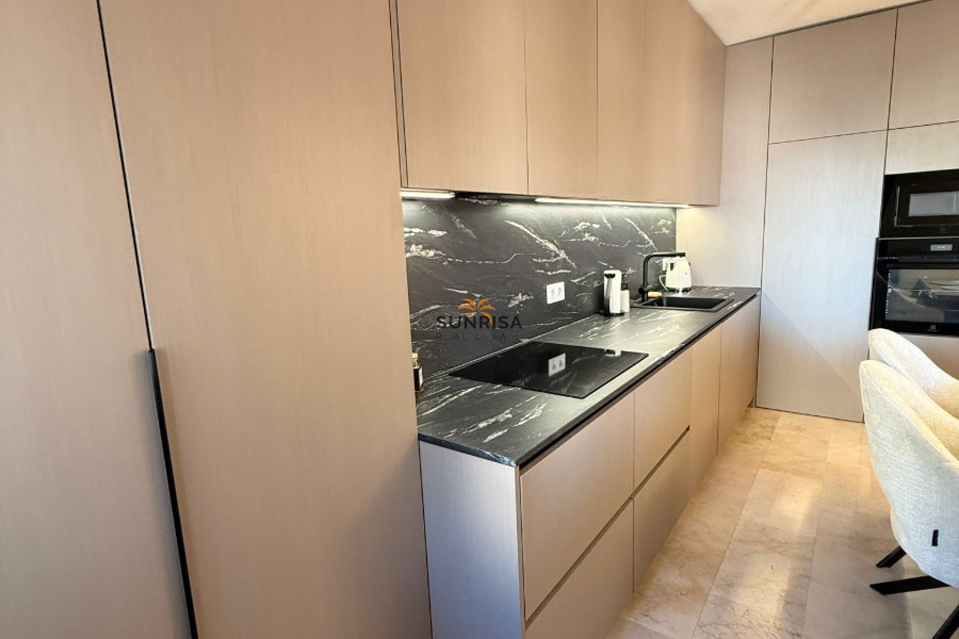 Herverkoop - Penthouse - Las Ramblas