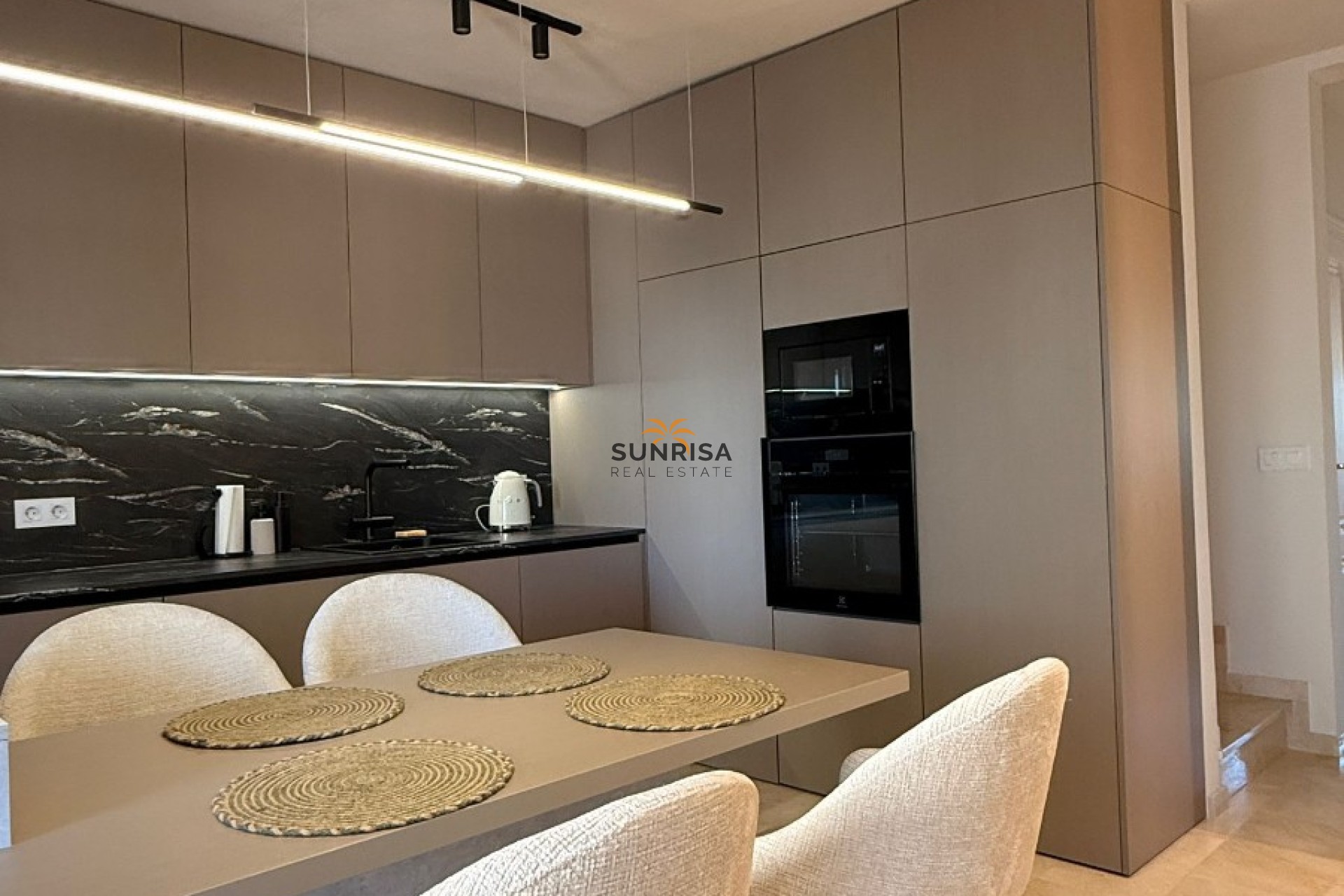 Herverkoop - Penthouse - Las Ramblas