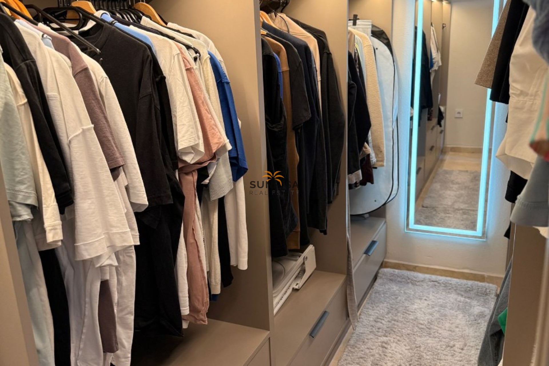 Herverkoop - Penthouse - Las Ramblas