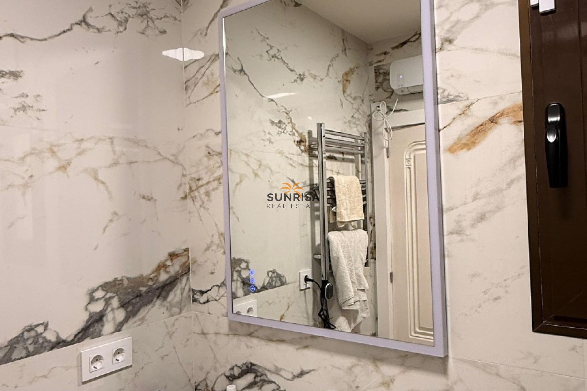 Herverkoop - Penthouse - Las Ramblas