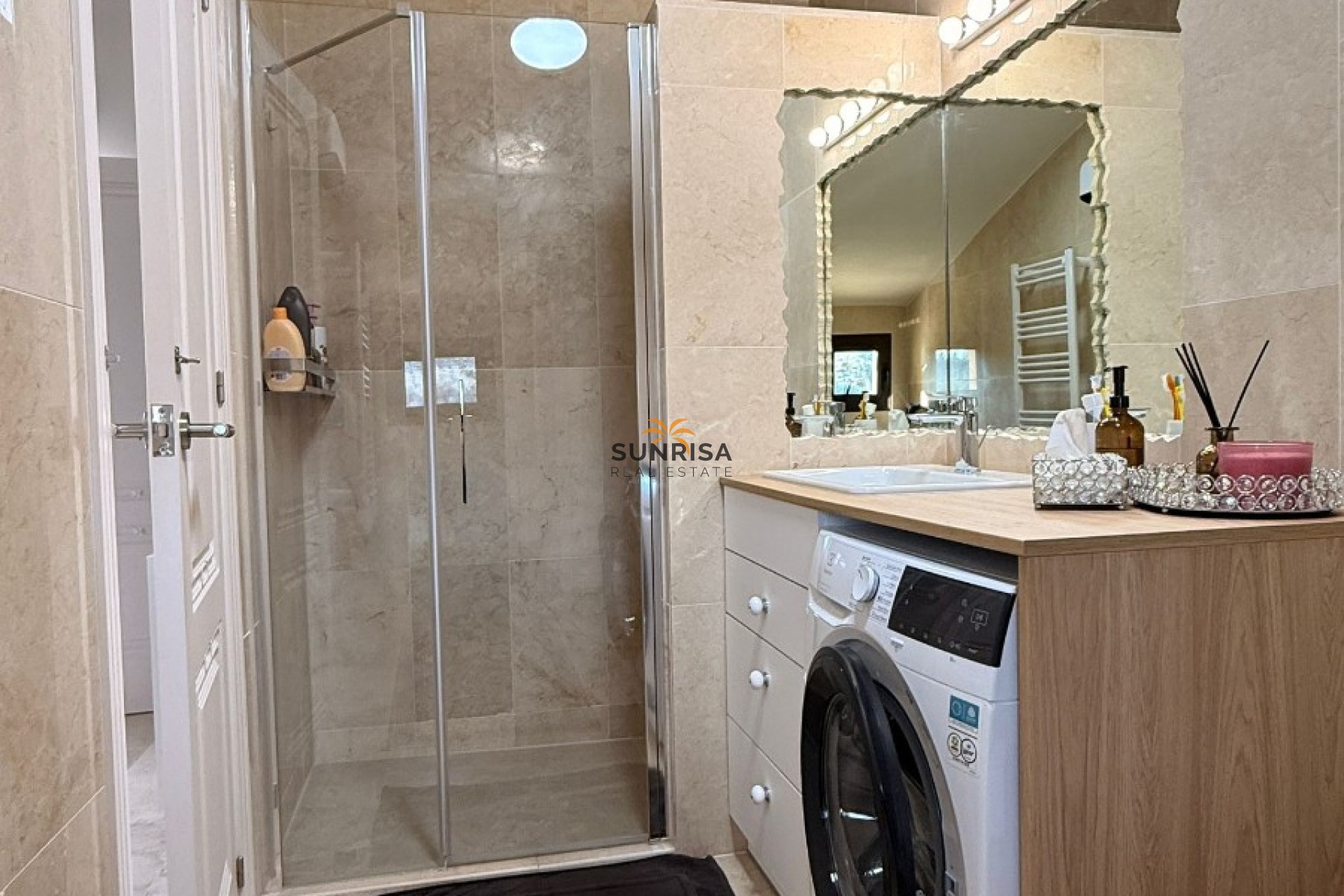 Herverkoop - Penthouse - Las Ramblas