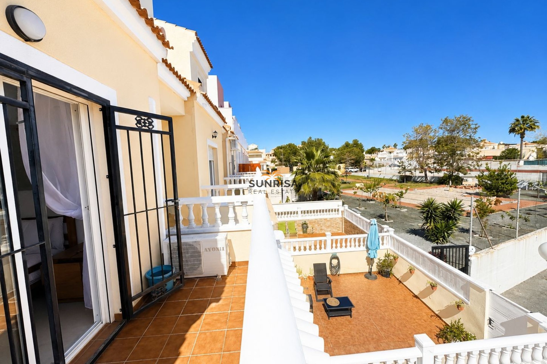 Herverkoop - Herenhuis - Orihuela Costa