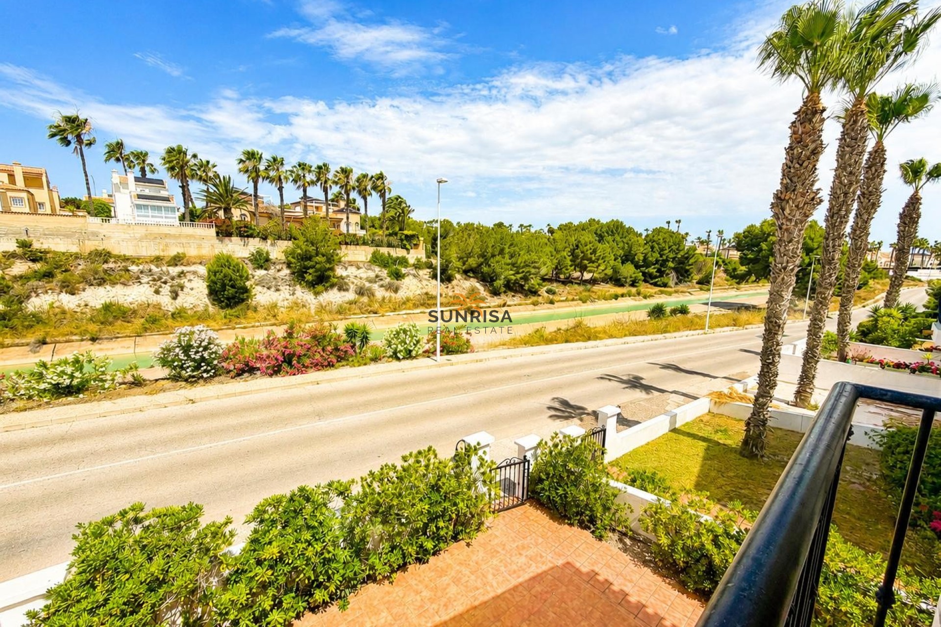 Resale - Apartment - Orihuela Costa