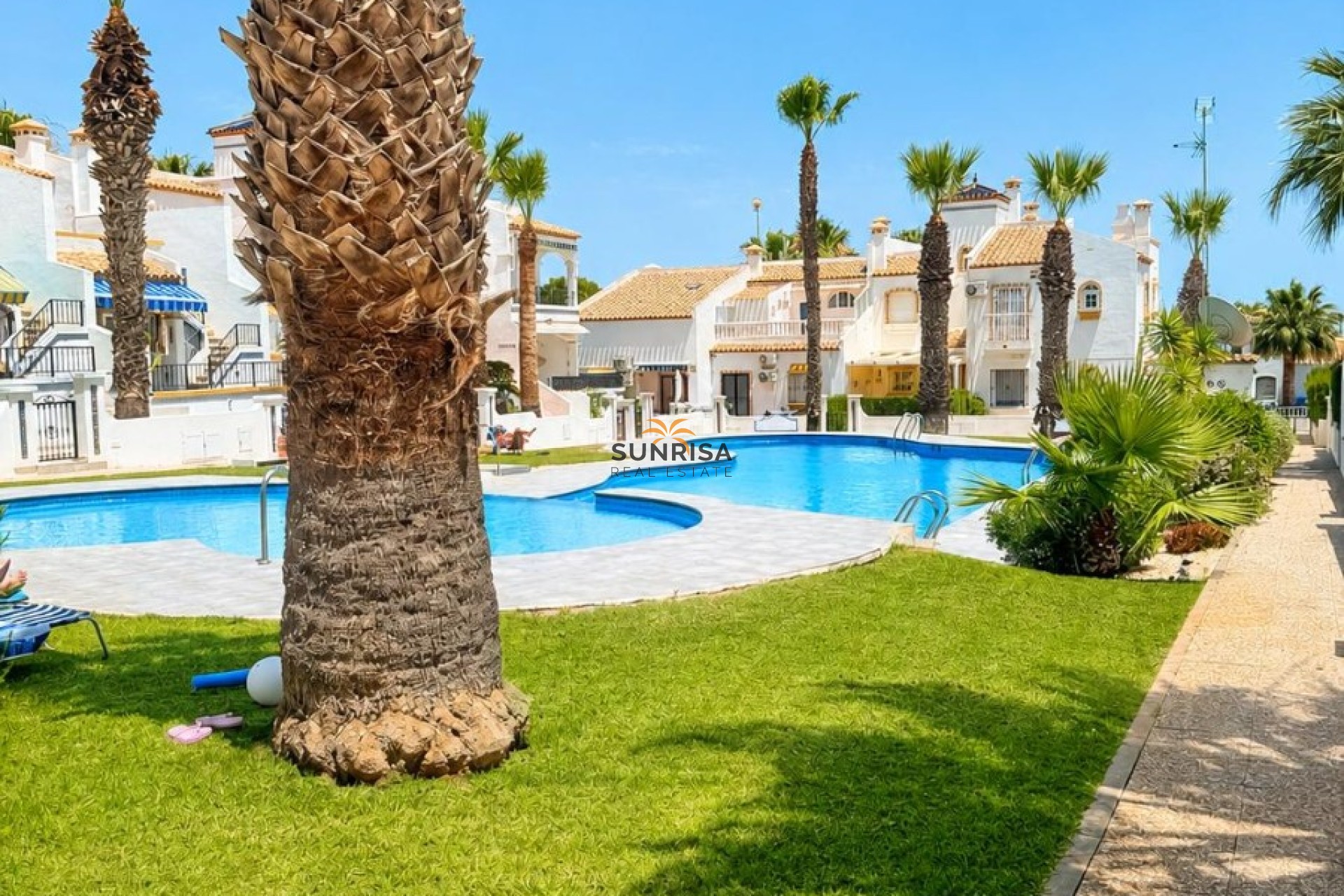 Resale - Apartment - Orihuela Costa