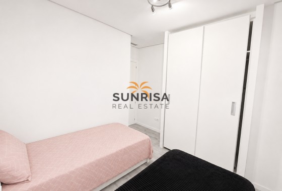 Apartamento · Reventa - Orihuela Costa · Los Dolses · Alicante · España