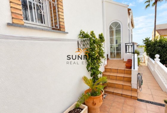 Villa · Revente - Orihuela Costa · Alicante · Espagne