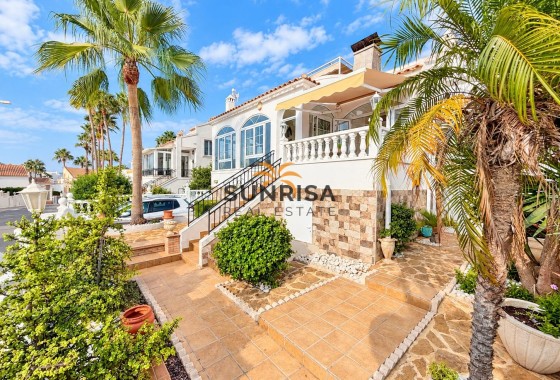 Villa · Revente - Orihuela Costa · Alicante · Espagne