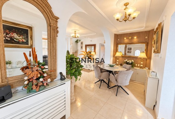 Villa · Revente - Orihuela Costa · Alicante · Espagne