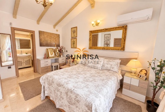 Villa · Revente - Orihuela Costa · Alicante · Espagne
