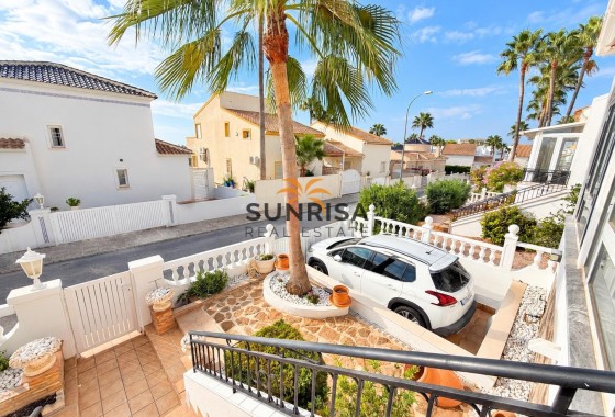 Villa · Revente - Orihuela Costa · Alicante · Espagne