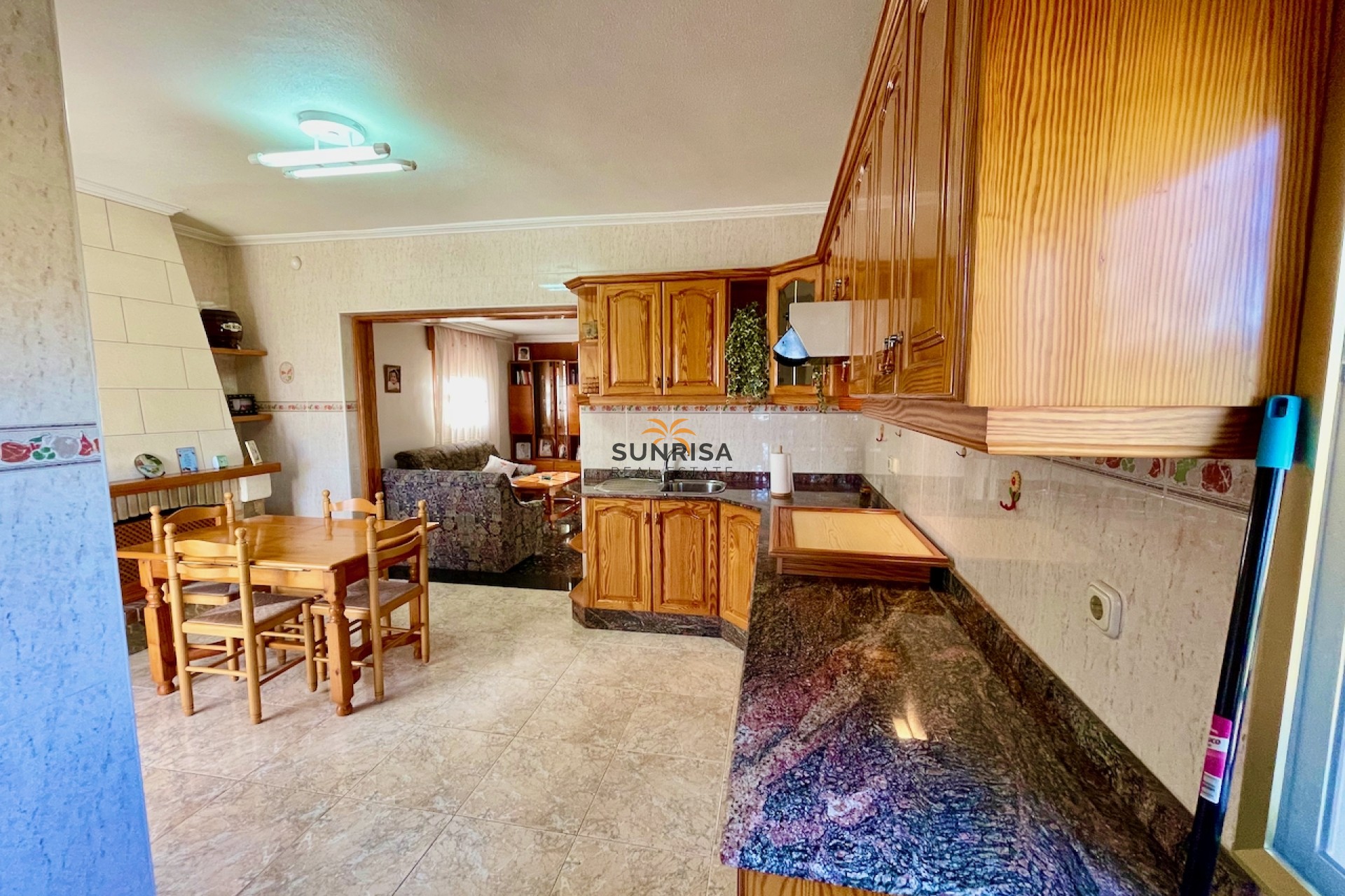 Herverkoop - Villa - Orihuela