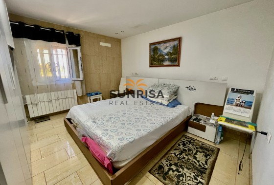 Villa · Revente - Guardamar del Segura · Alicante · Espagne