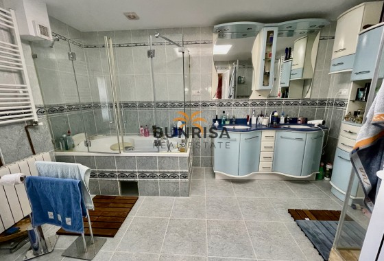 Villa · Revente - Guardamar del Segura · Alicante · Espagne