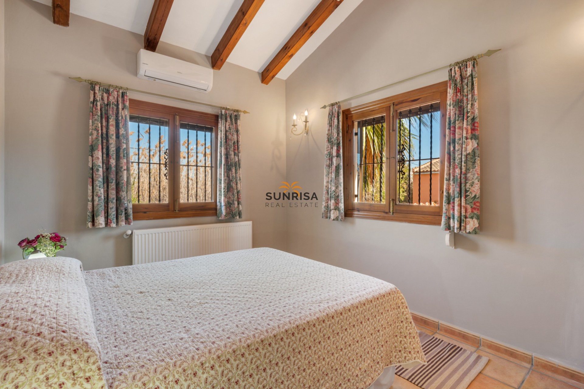 Herverkoop - Finca - Catral
