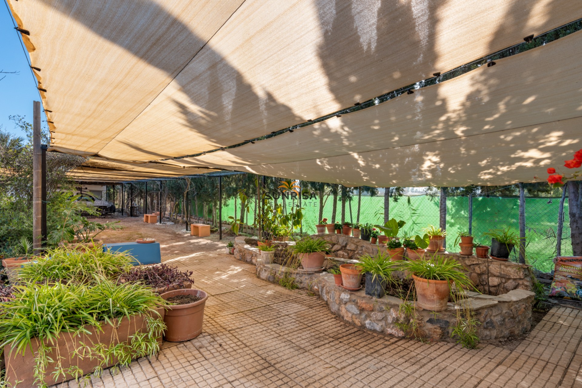 Herverkoop - Finca - Catral