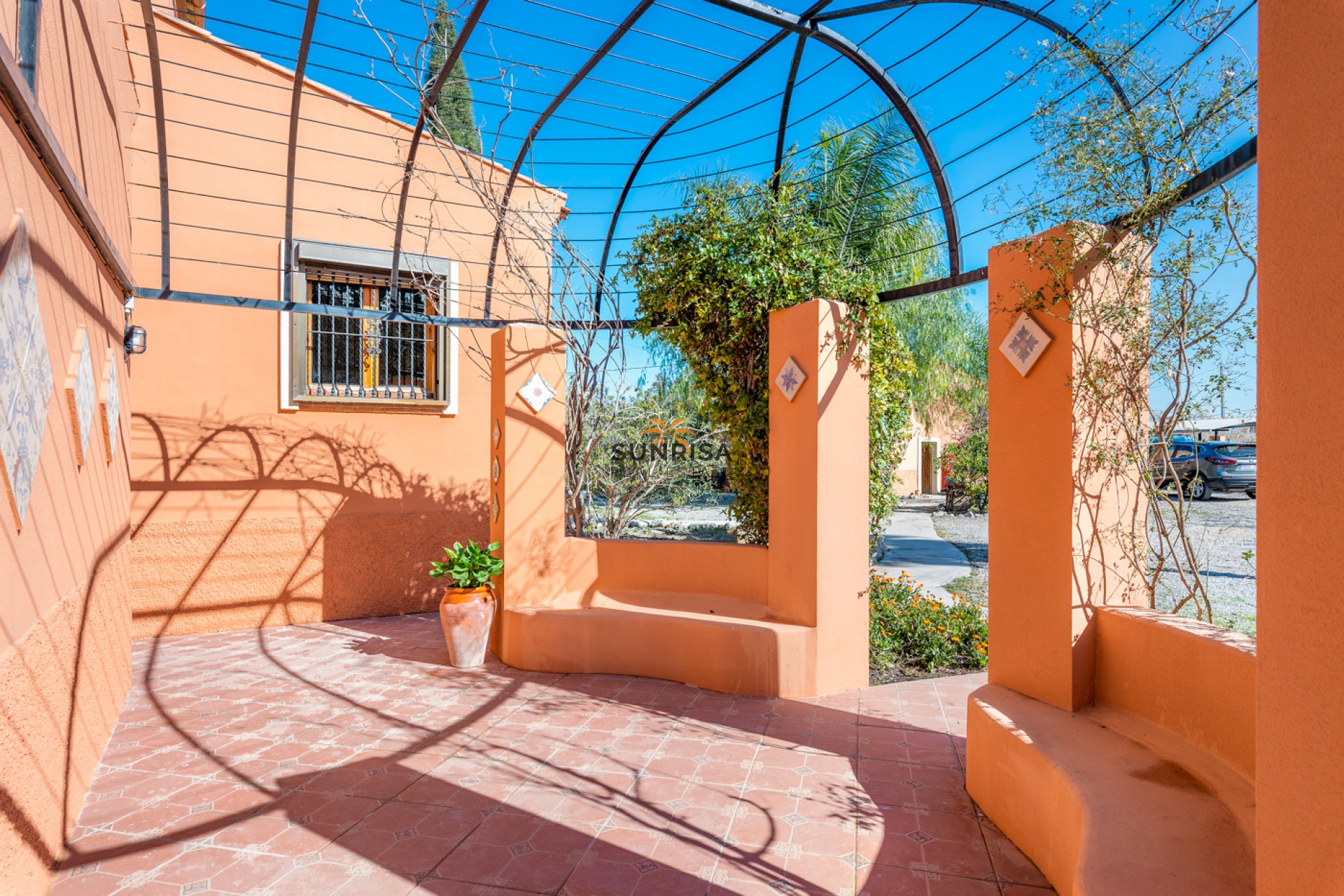 Herverkoop - Finca - Catral