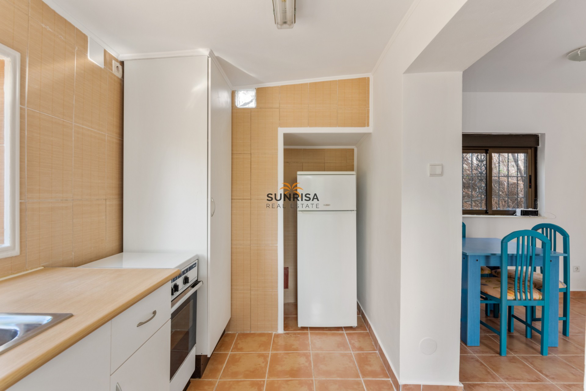 Herverkoop - Finca - Catral