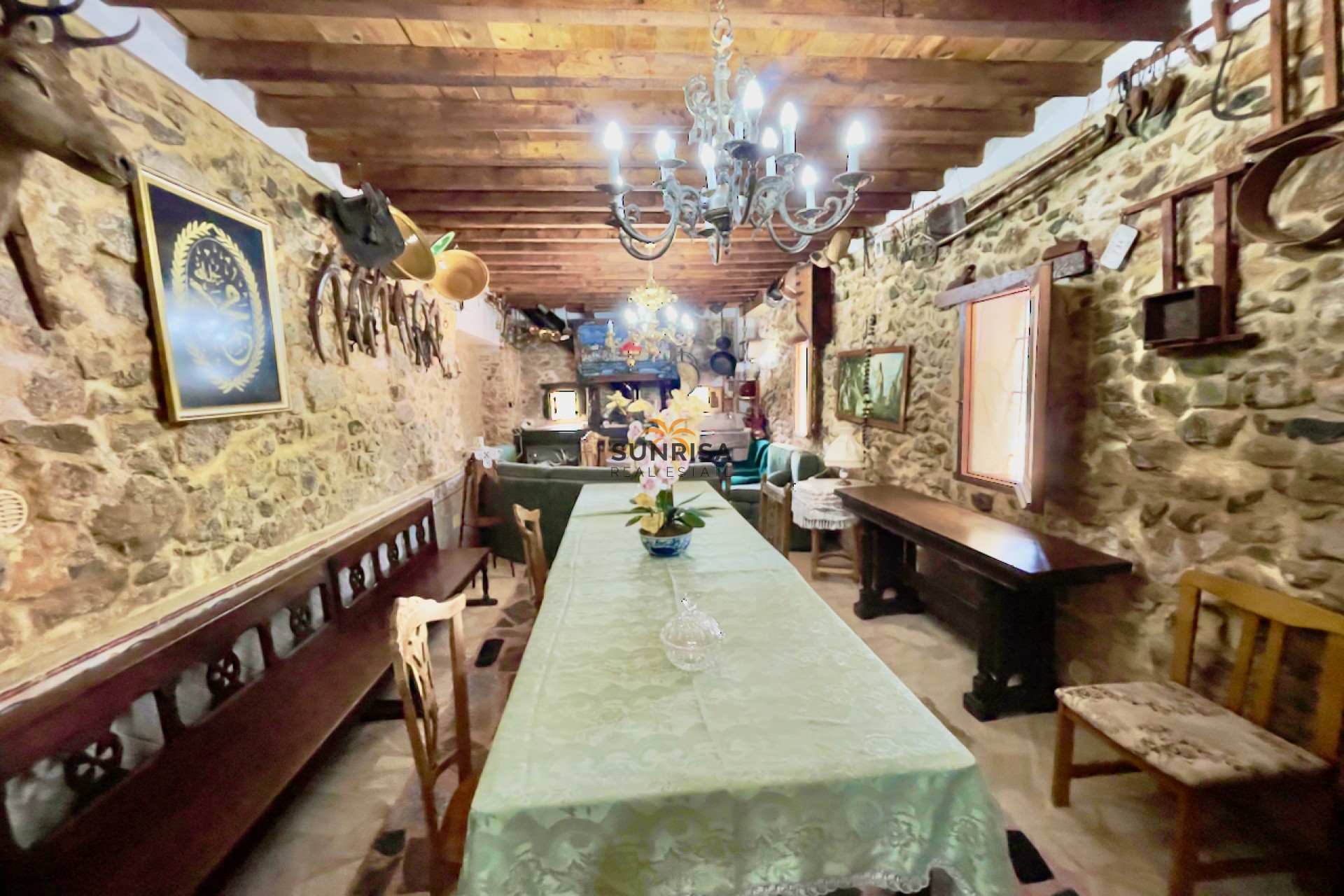 Herverkoop - Finca - Orihuela