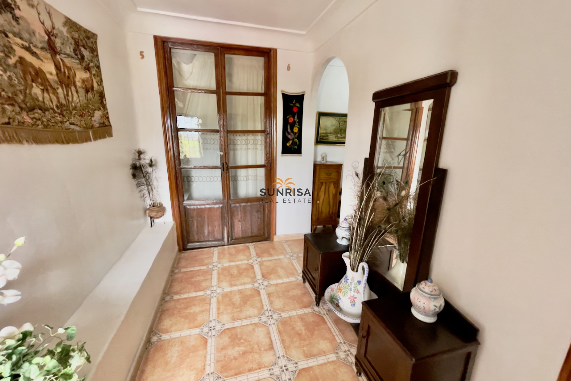 Herverkoop - Finca - Orihuela