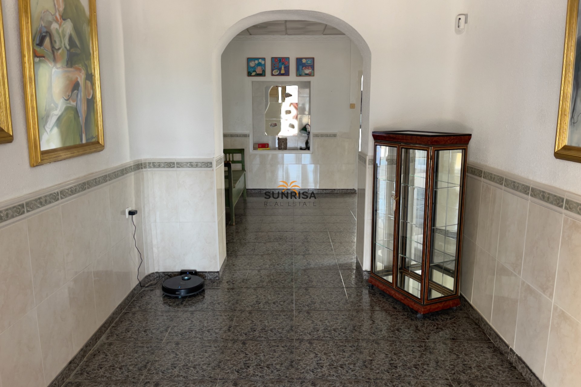 Herverkoop - Finca - Montesinos