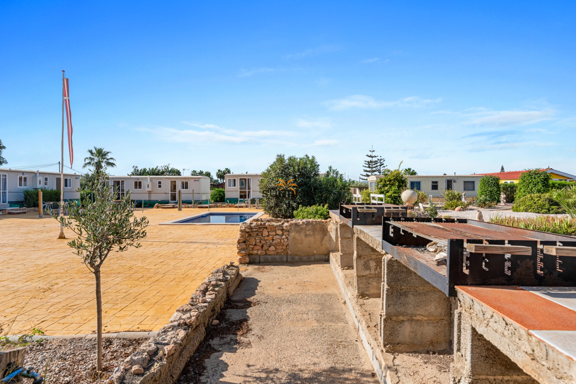 Herverkoop - Finca - Montesinos