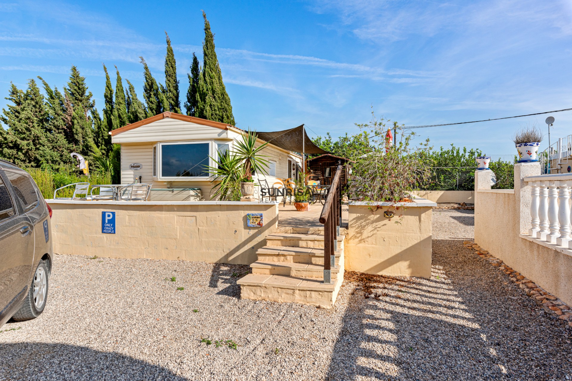 Herverkoop - Finca - Montesinos