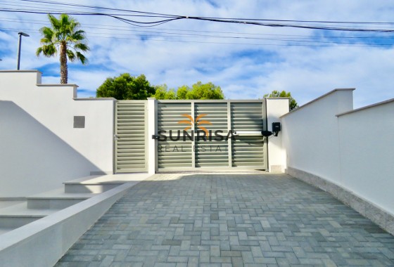 Villa · Obra nueva - Ciudad Quesada · Alicante · España