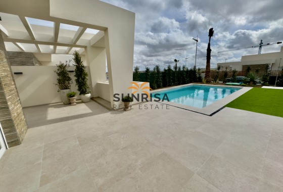 Villa · Obra nueva - La Finca Golf · Alicante · España