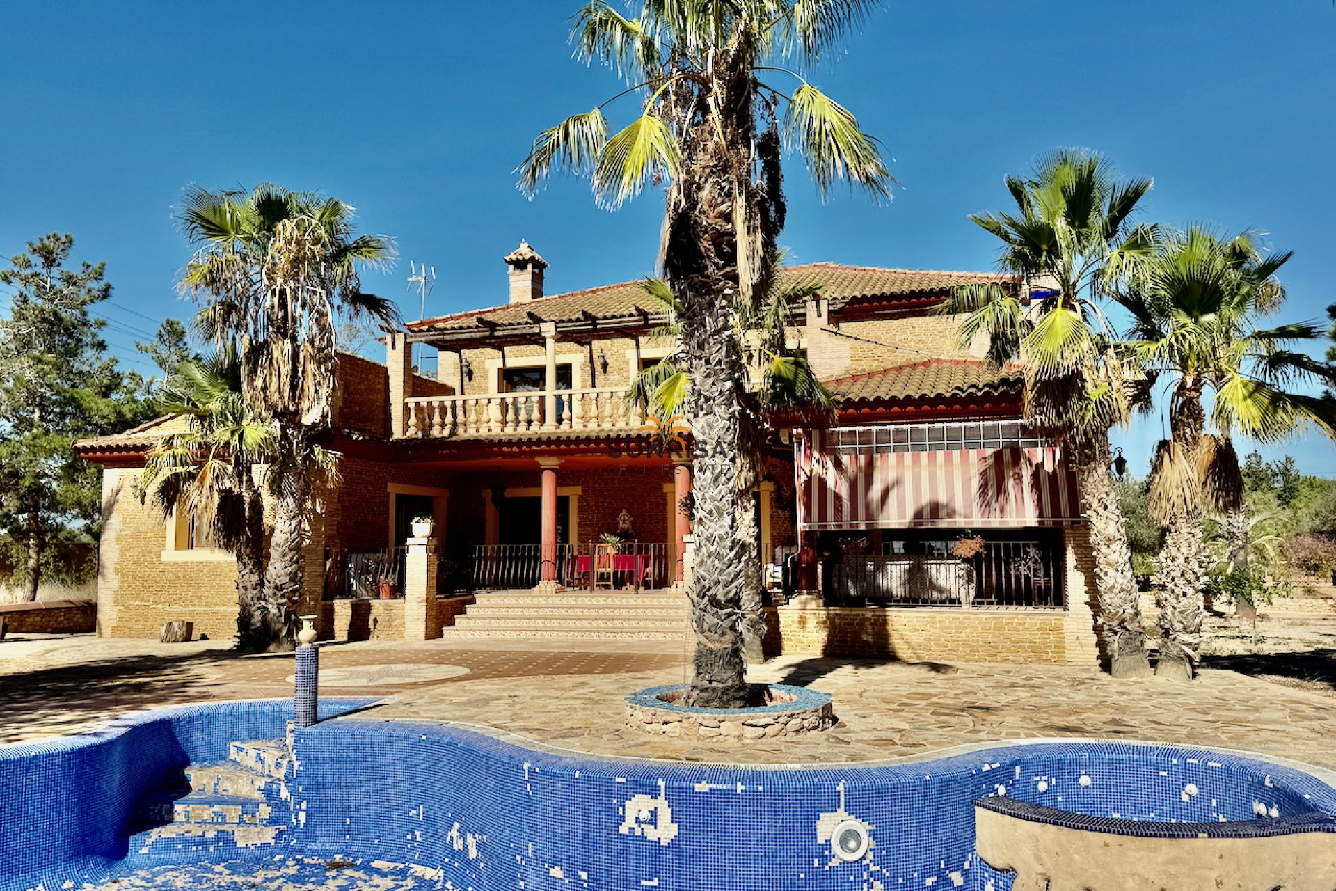Reventa - Finca - Los Montesinos