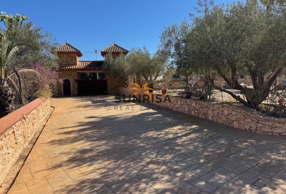 Finca · Reventa - Los Montesinos · Alicante · España