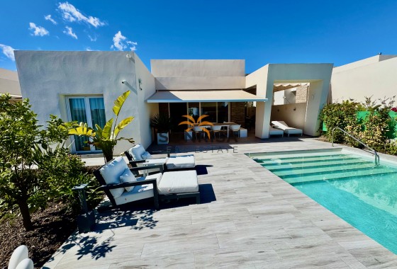 Villa · Herverkoop - Algorfa · La Finca Golf Resort · Alicante · Spanje