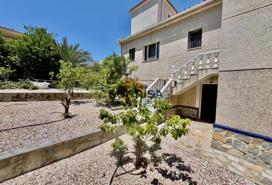 Villa · Herverkoop - Algorfa · Lomas De La Juliana · Alicante · Spanje