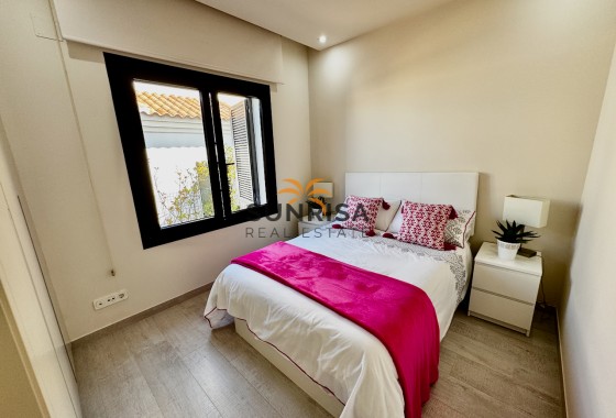 Villa · Reventa - La Finca Golf · Alicante · España