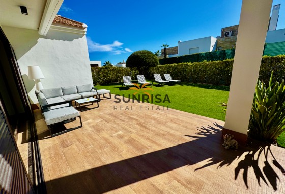 Villa · Reventa - La Finca Golf · Alicante · España