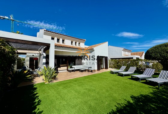 Villa · Reventa - La Finca Golf · Alicante · España