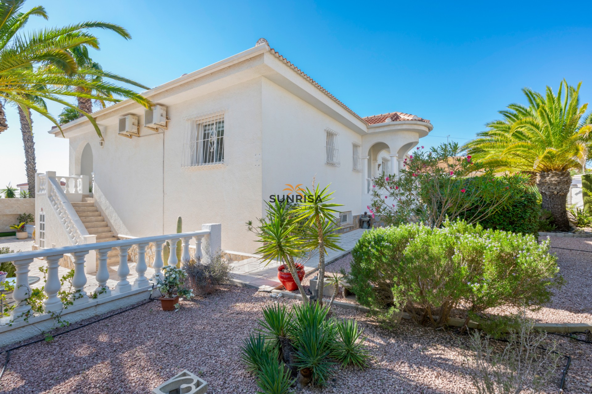 Resale - Villa - Ciudad Quesada