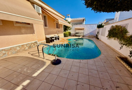 Villa · Resale - Ciudad Quesada · Alicante · Spain