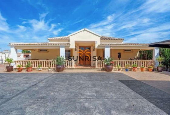 Villa · Herverkoop - Almoradí · Las Heredades · Alicante · Spanje