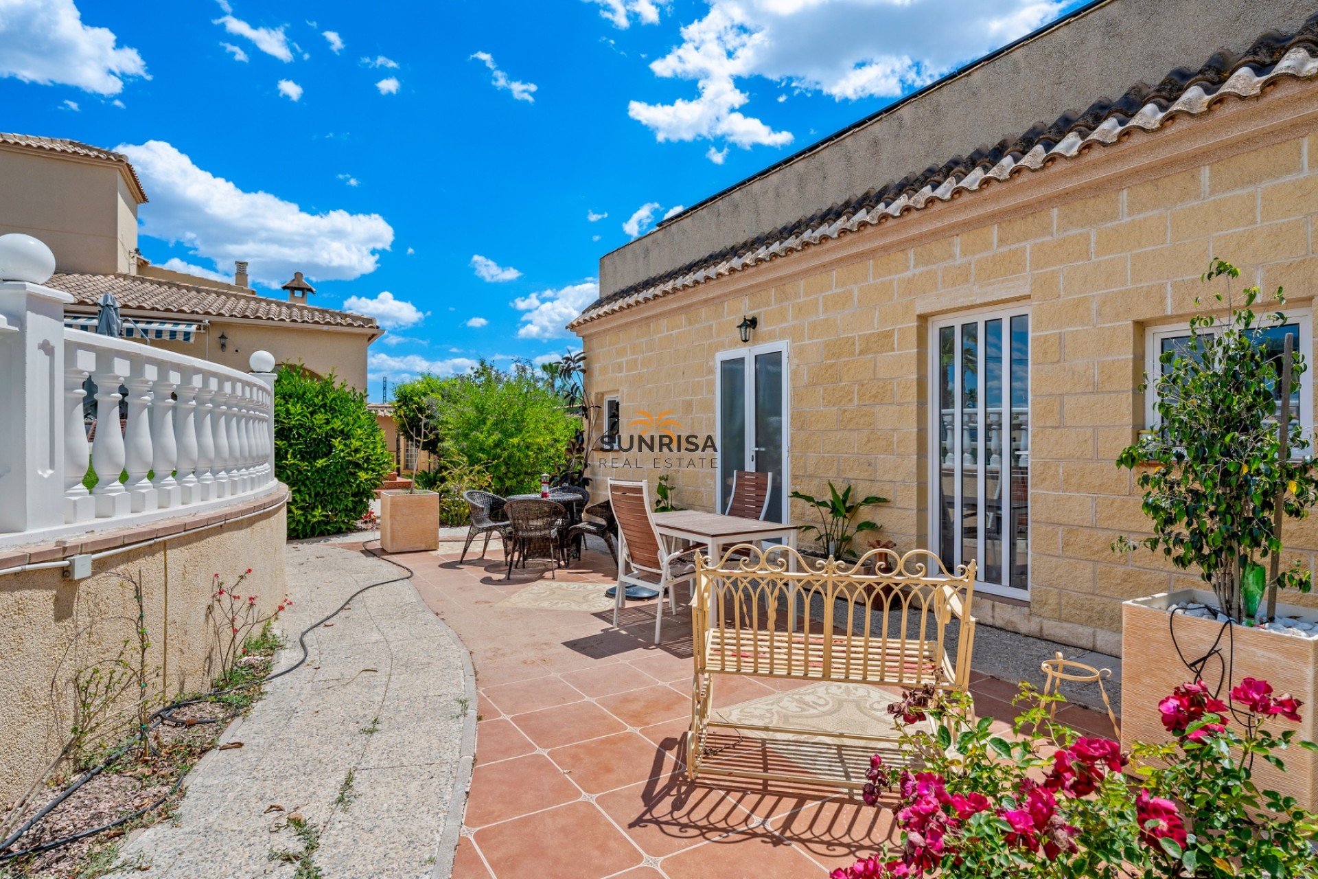 Resale - Finca - Catral