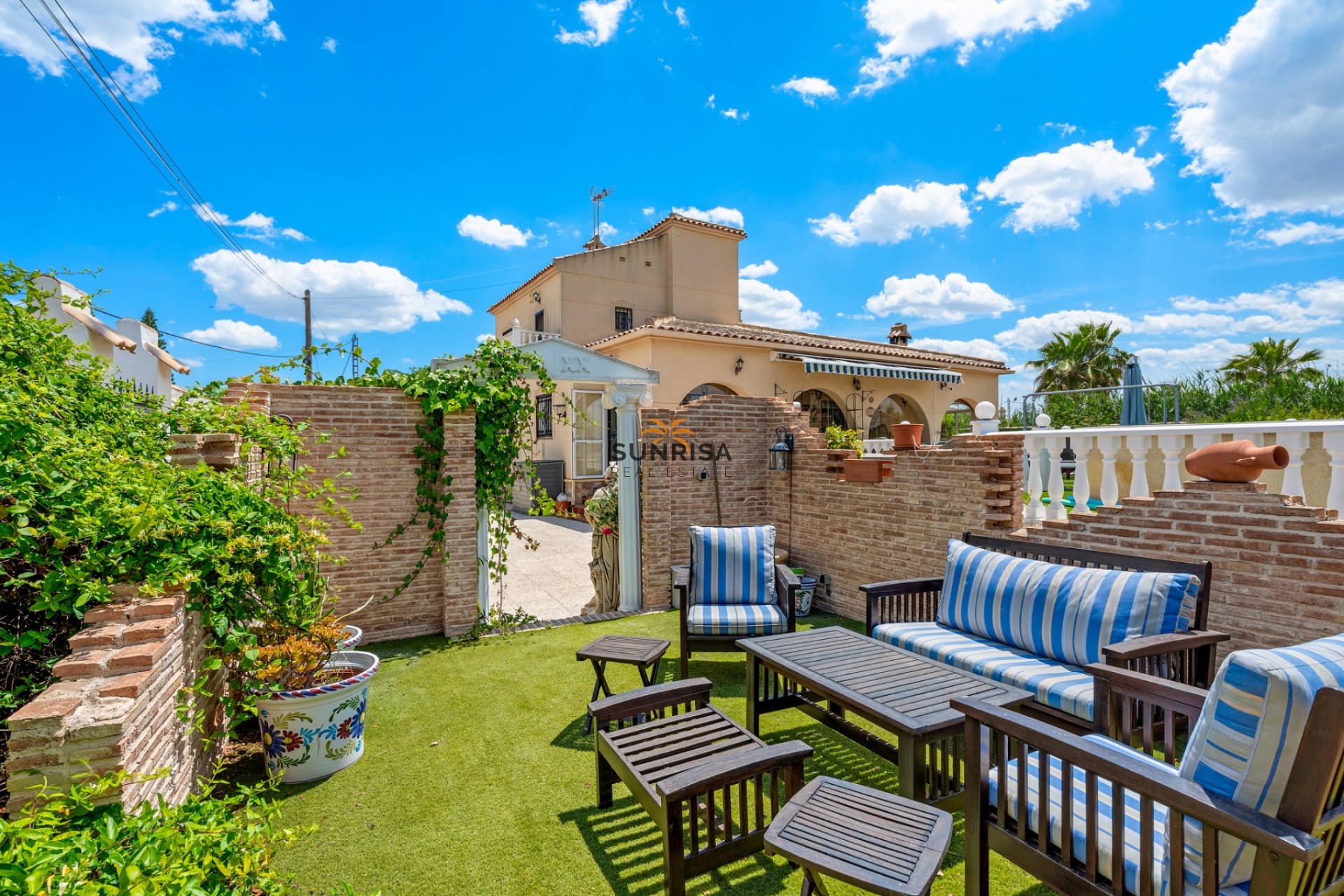 Resale - Finca - Catral