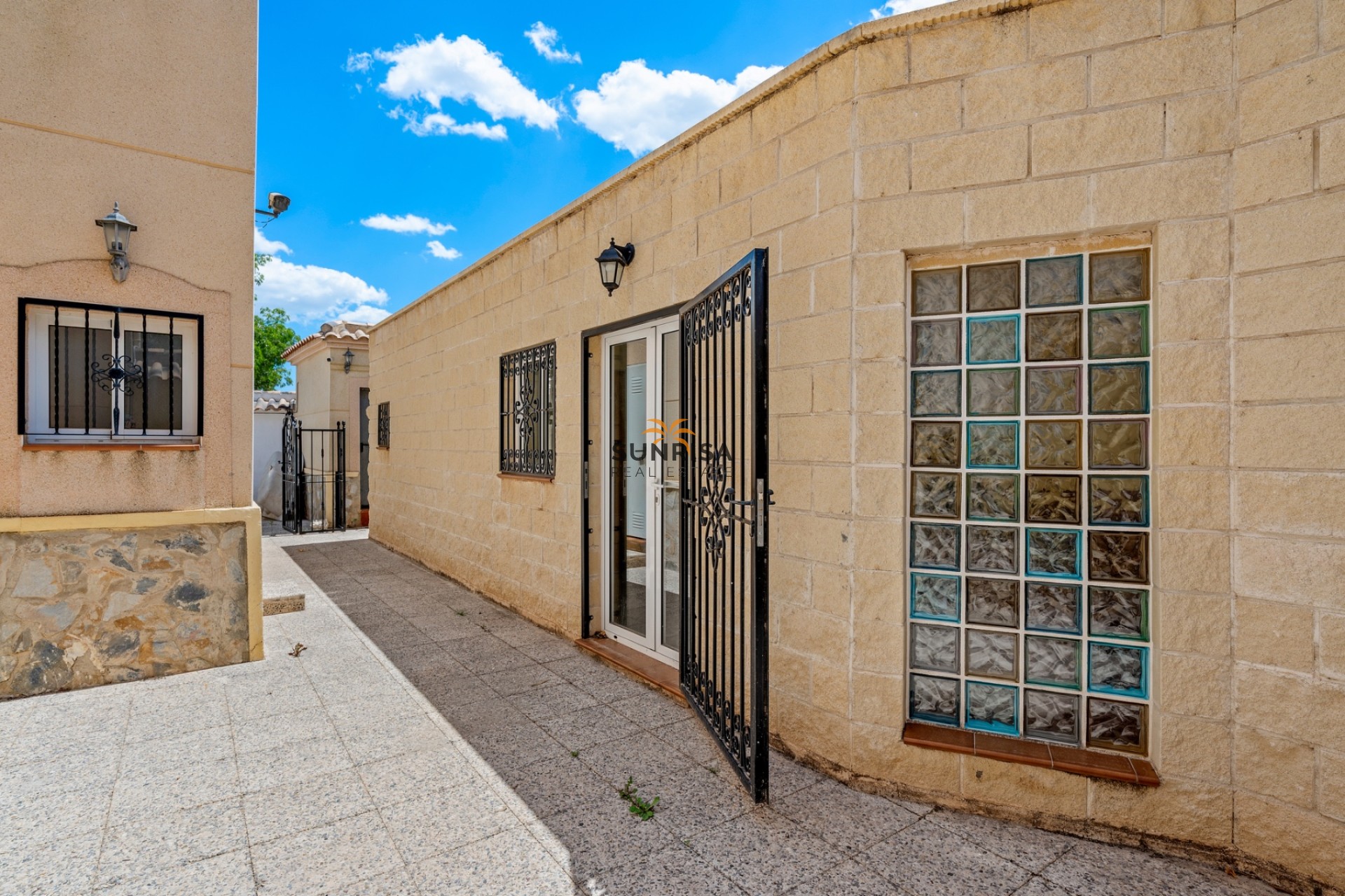 Resale - Finca - Catral