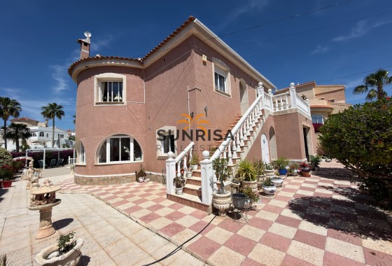 Villa · Herverkoop - Ciudad Quesada · Alicante · Spanje