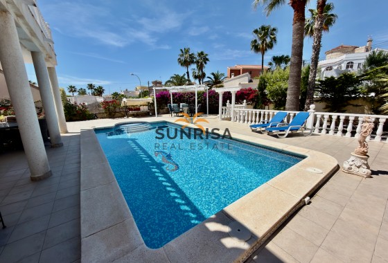 Villa · Herverkoop - Ciudad Quesada · Alicante · Spanje