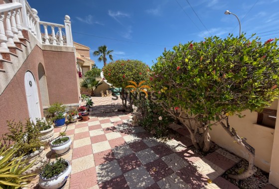 Villa · Herverkoop - Ciudad Quesada · Alicante · Spanje