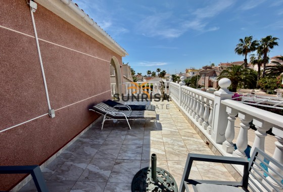 Villa · Herverkoop - Ciudad Quesada · Alicante · Spanje