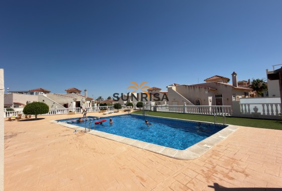 Villa · Herverkoop - Algorfa · Lo Crispin · Alicante · Spanje